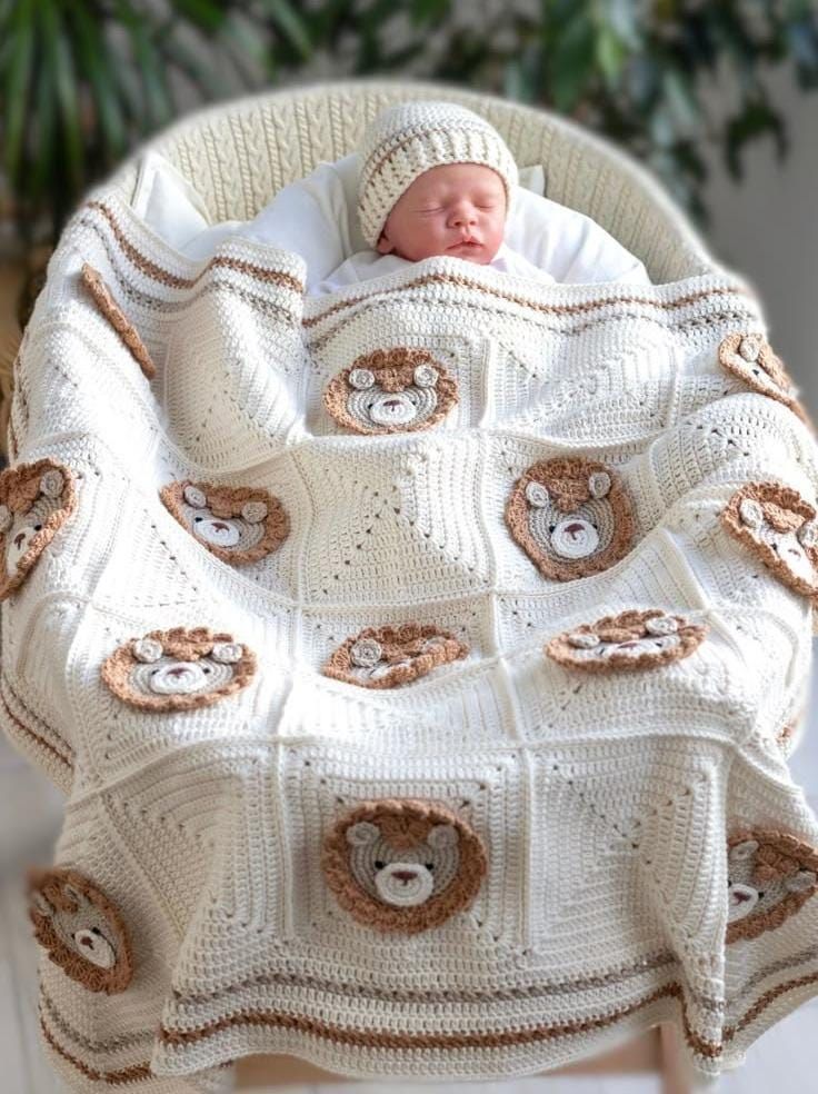 Lion crochet blanket