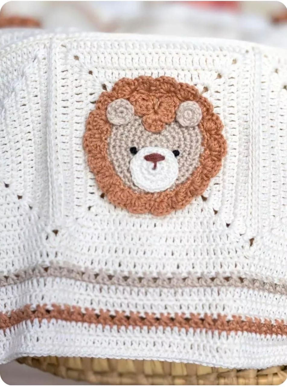 Lion crochet blanket